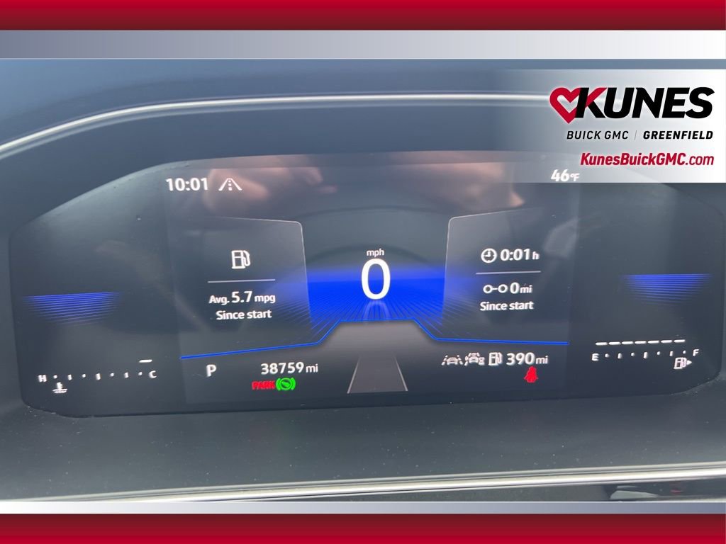 Used 2025 Volkswagen Jetta Sport image 18