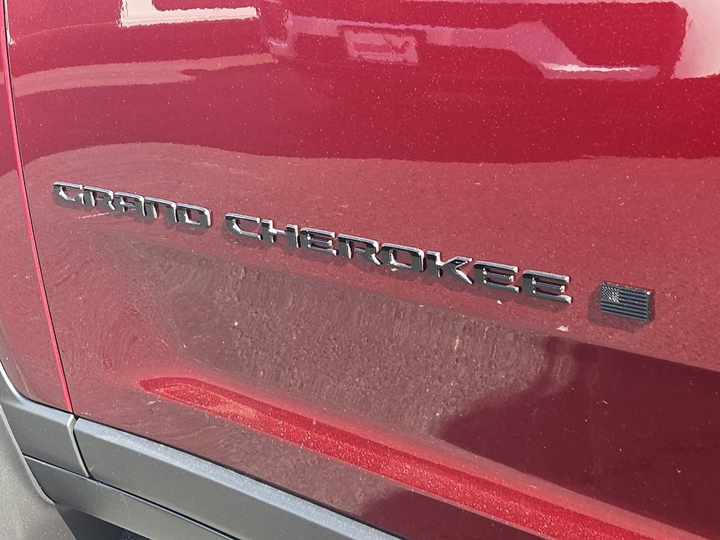 New 2026 Jeep Grand Cherokee Altitude AWD/4WD image 7
