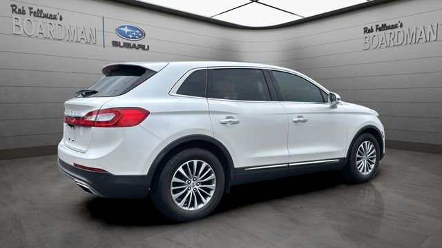 Used 2016 Lincoln MKX Select w/ Select Plus Package FWD image 4