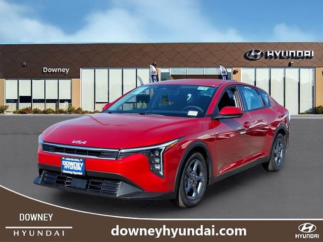 Used 2025 Kia K4 LXS image 1