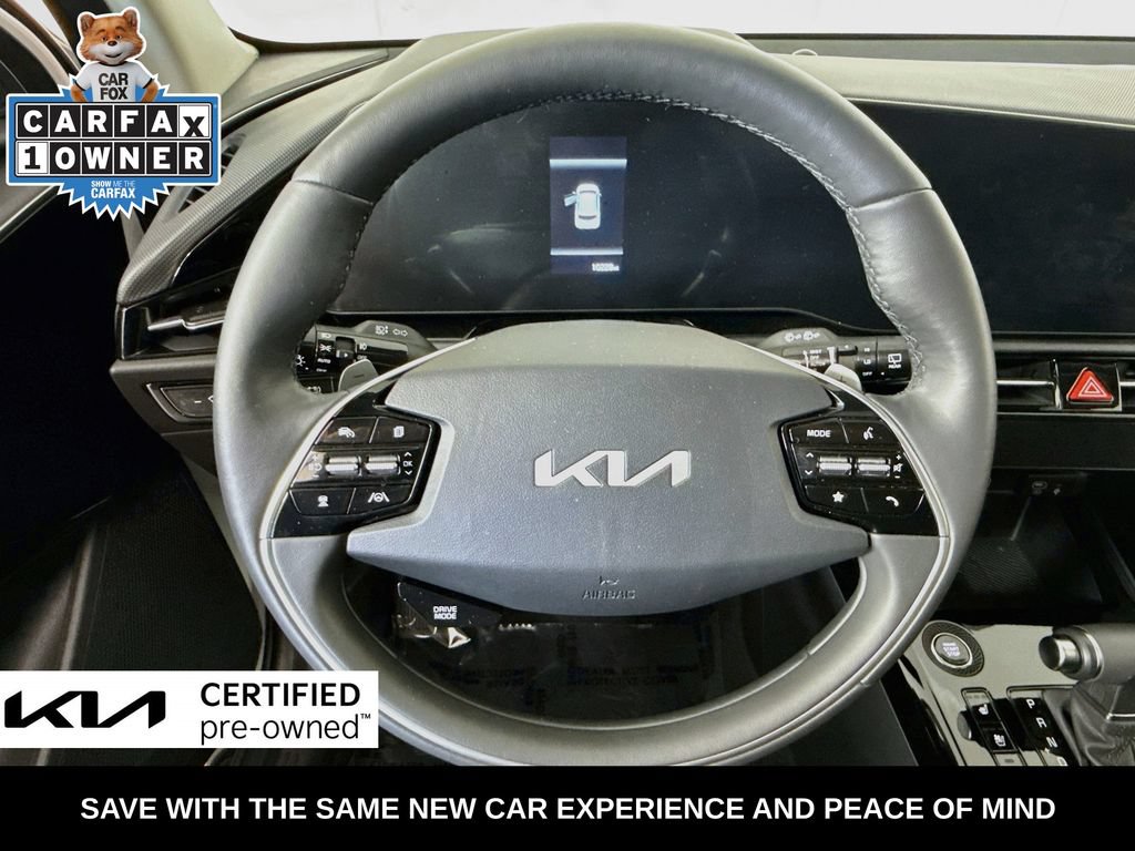 Certified 2025 Kia Niro FWD image 13