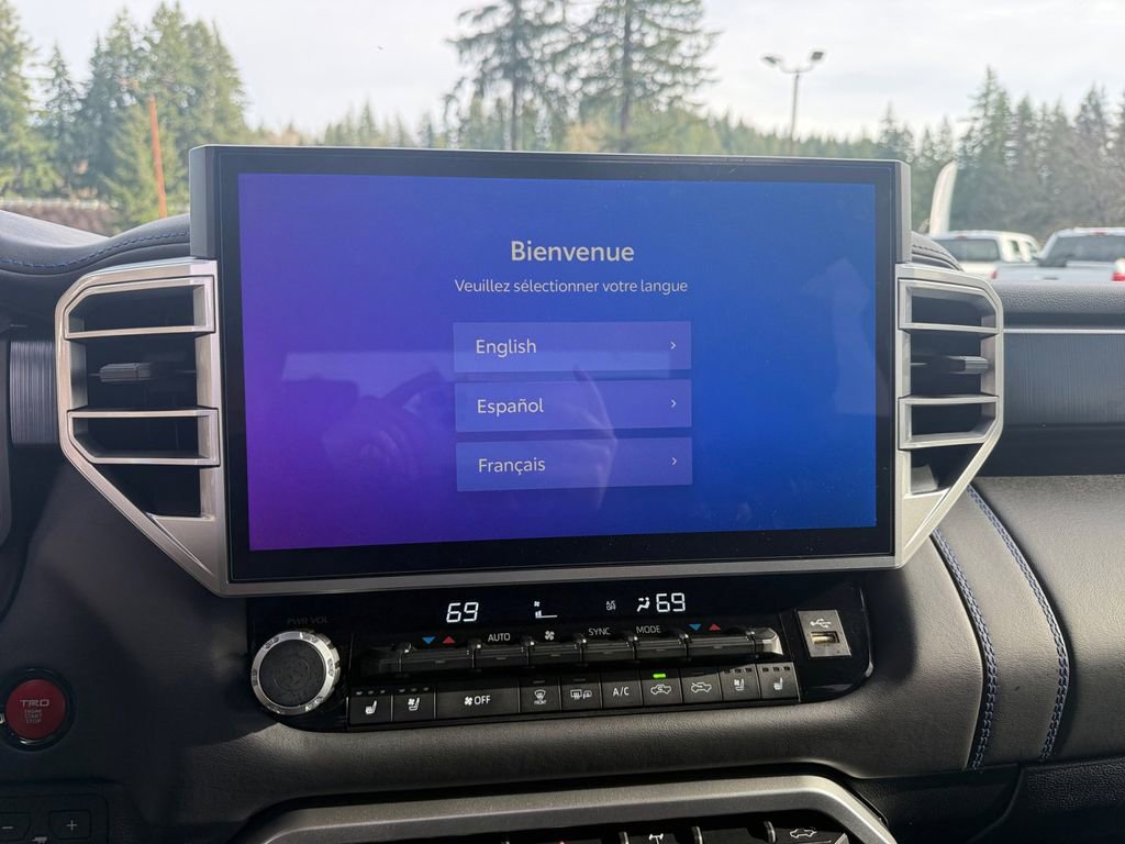 Used 2025 Toyota Tundra Platinum image 21