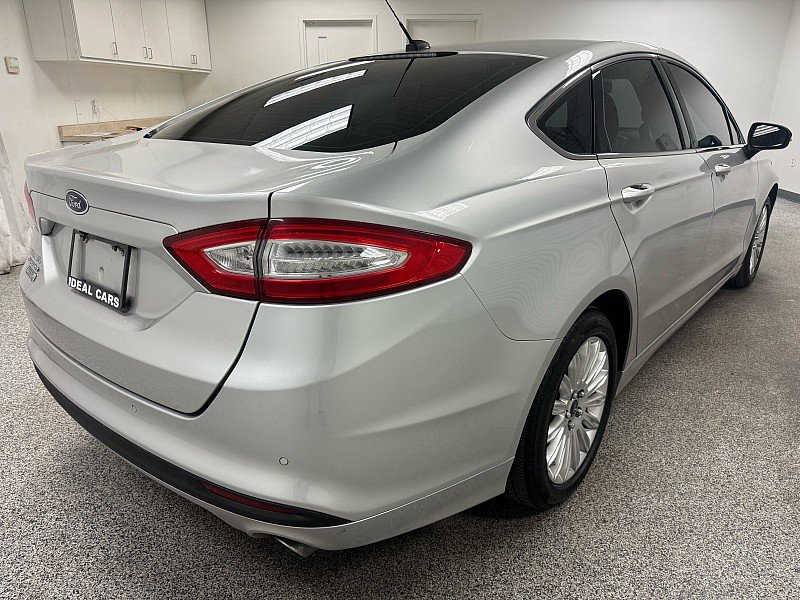 Used 2013 Ford Fusion Energi SE w/ Driver Assist Pkg FWD image 5