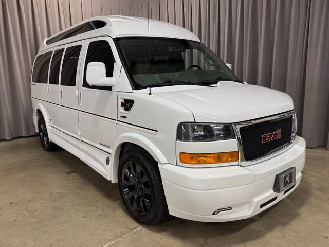 Used 2023 GMC Savana 2500 RWD image 1
