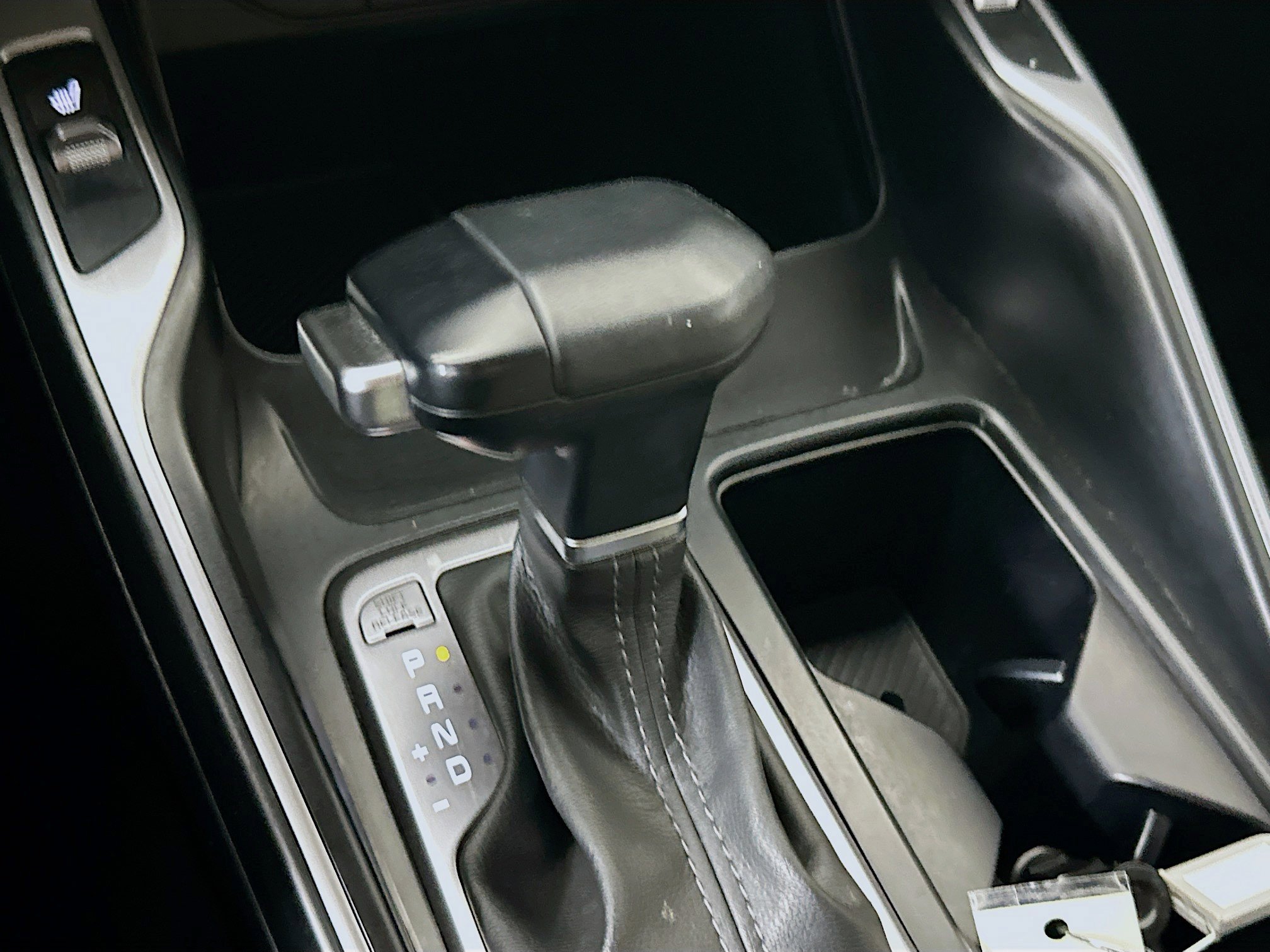 Used 2025 Kia Sorento S image 24