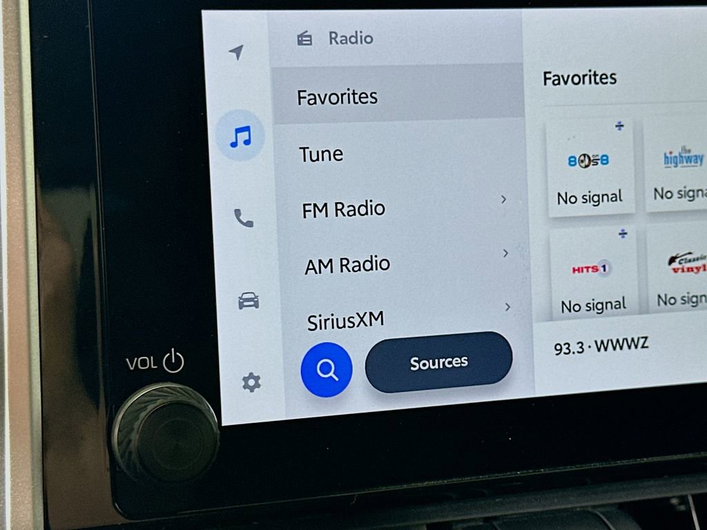 Used 2024 Toyota RAV4 LE image 24