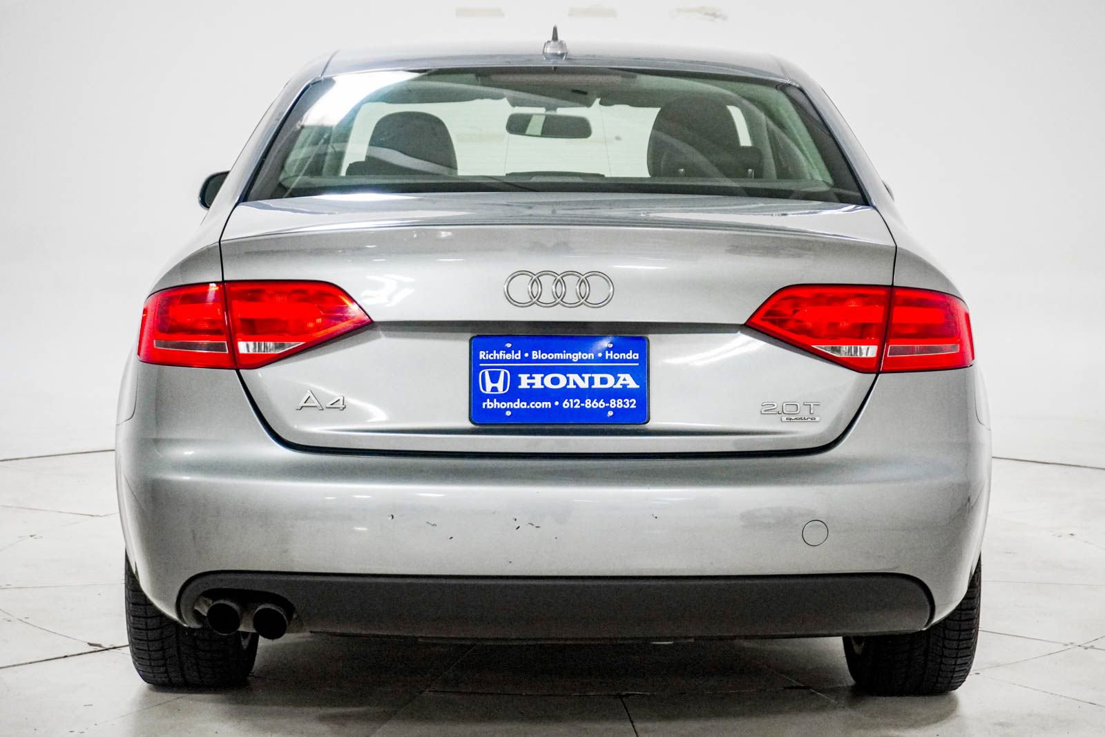 Used 2010 Audi A4 2.0T Premium image 6