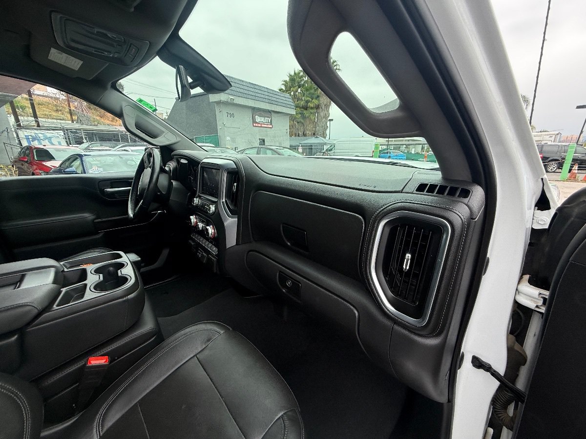 Used 2020 GMC Sierra 1500 SLT w/ Driver Alert Package II AWD/4WD image 15