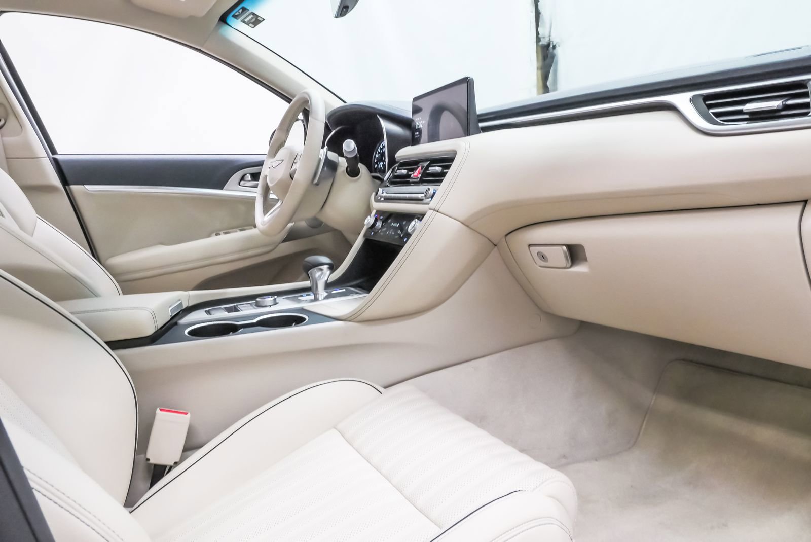 Certified 2026 Genesis G70 2.5T Prestige image 13