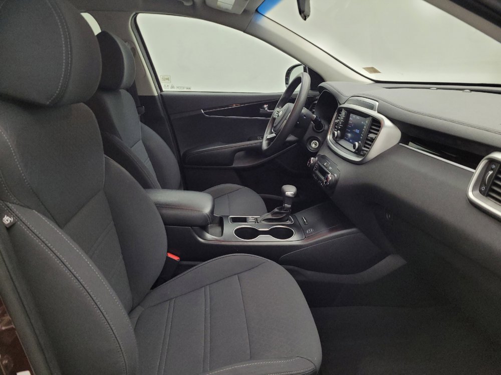 Used 2019 Kia Sorento AWD V6 image 21