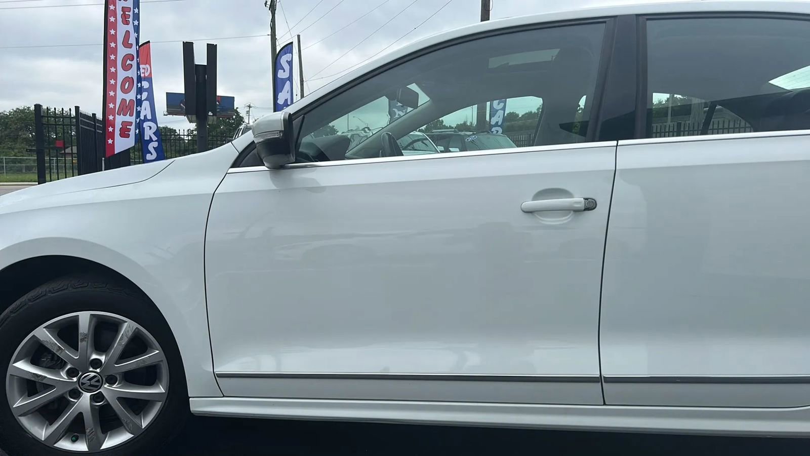 Used 2017 Volkswagen Jetta SEL image 45