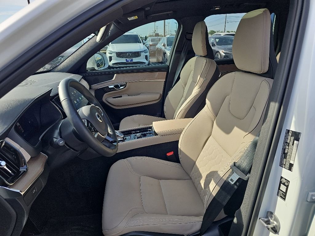 Used 2026 Volvo XC90 B6 Plus AWD/4WD image 3