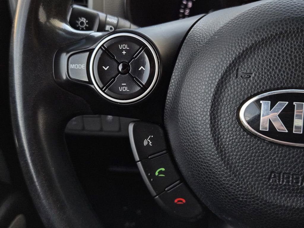 Used 2019 Kia Soul image 24