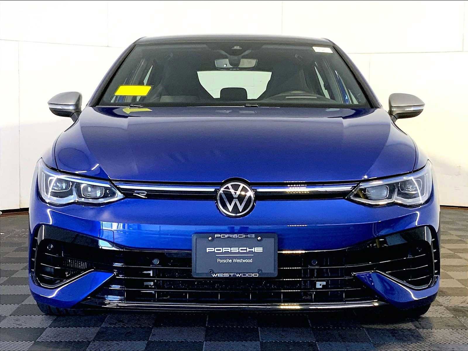 Used 2023 Volkswagen Golf R AWD/4WD image 10