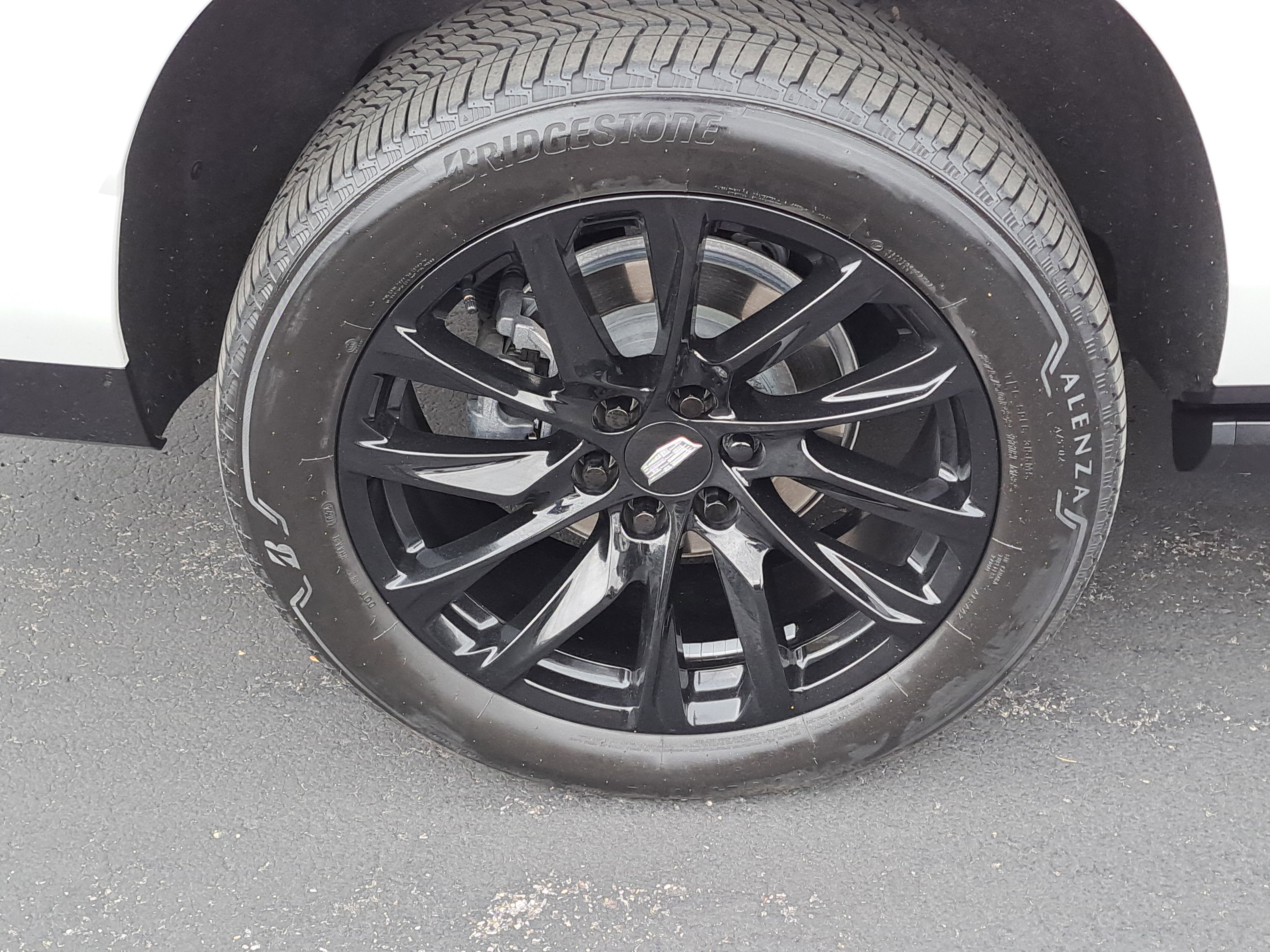 Used 2024 Cadillac Escalade ESV Sport Platinum w/ LPO, ONYX Package image 10