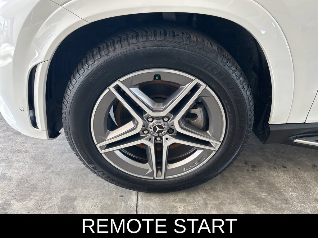 Used 2022 Mercedes-Benz GLE 450 4MATIC w/ AMG Line Exterior image 15