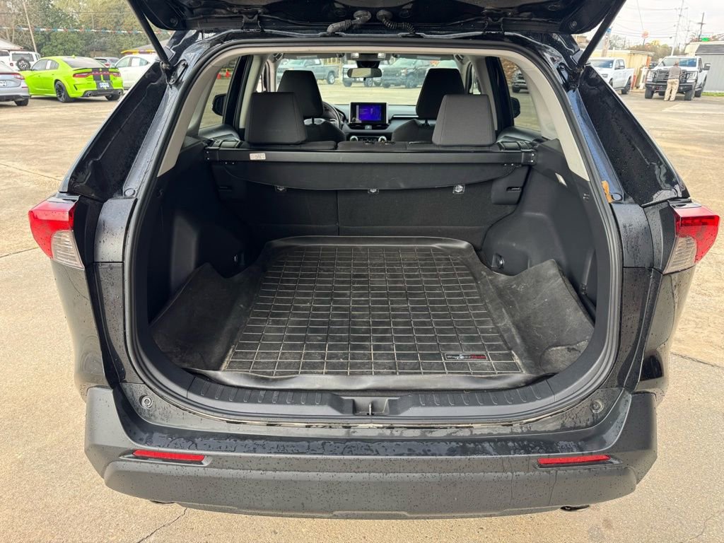 Used 2024 Toyota RAV4 XLE image 20