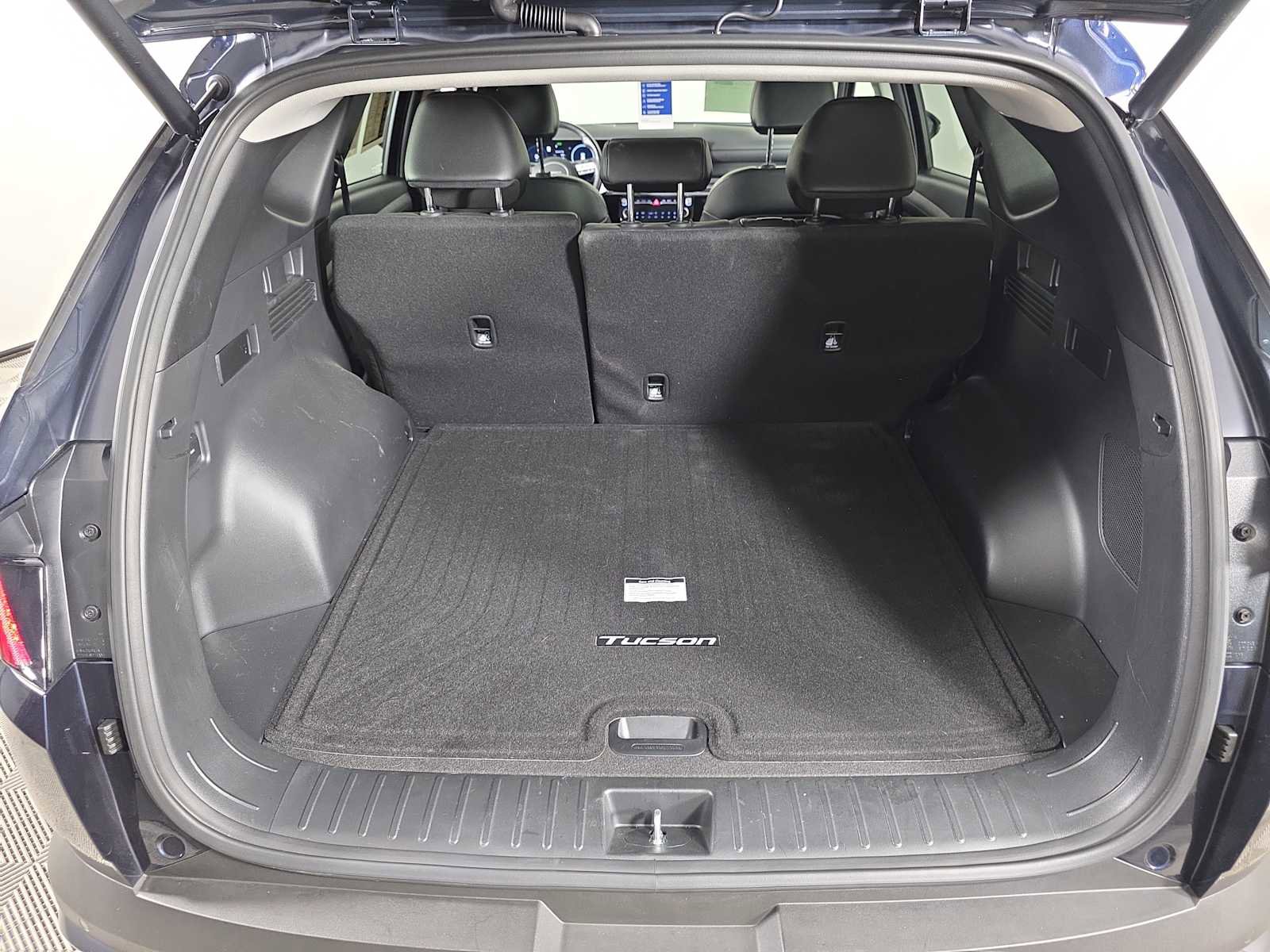 Used 2025 Hyundai Tucson Limited image 37