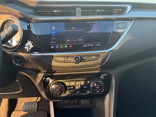 Used 2023 Buick Encore GX Essence w/ Experience Buick Package image 25