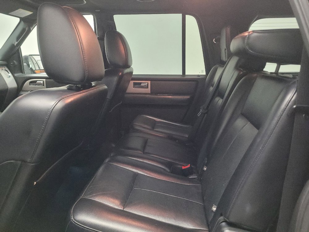 Used 2017 Ford Expedition EL Limited w/ Equipment Group 301A AWD/4WD image 18