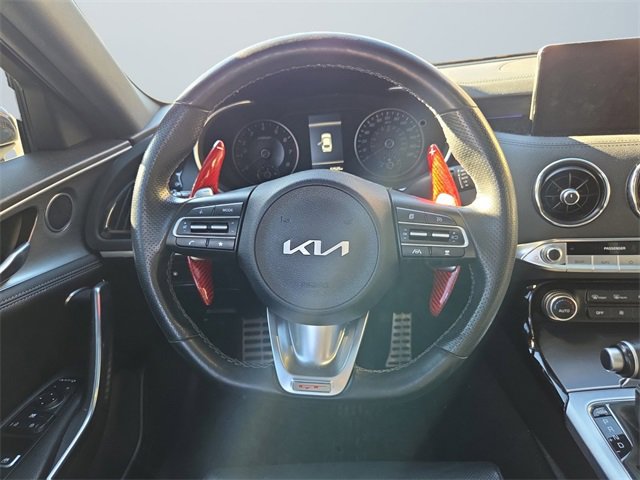 Used 2022 Kia Stinger GT1 image 12
