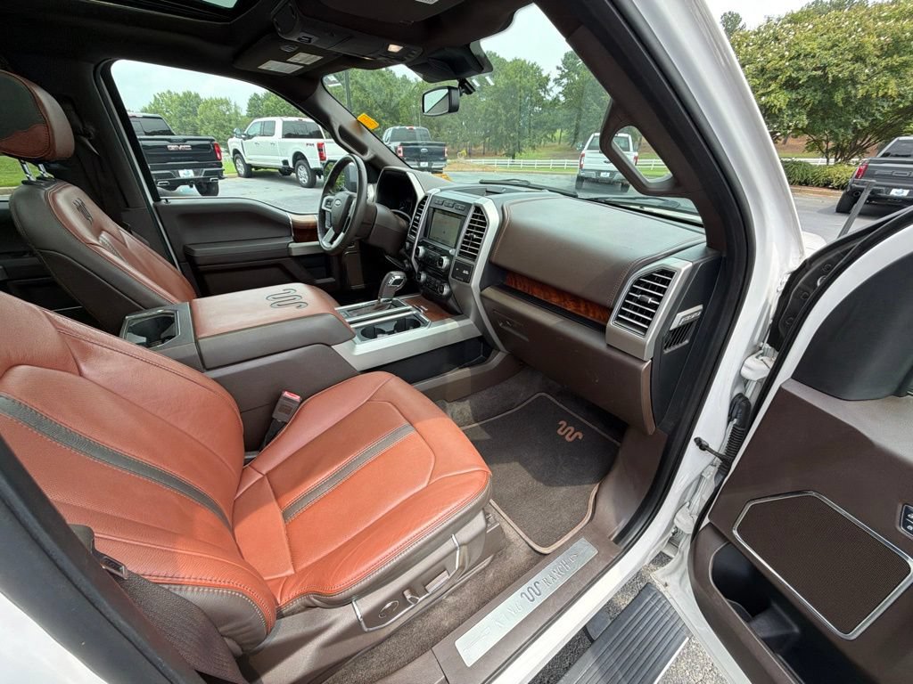 Used 2018 Ford F150 King Ranch w/ Equipment Group 601A Luxury AWD/4WD image 11