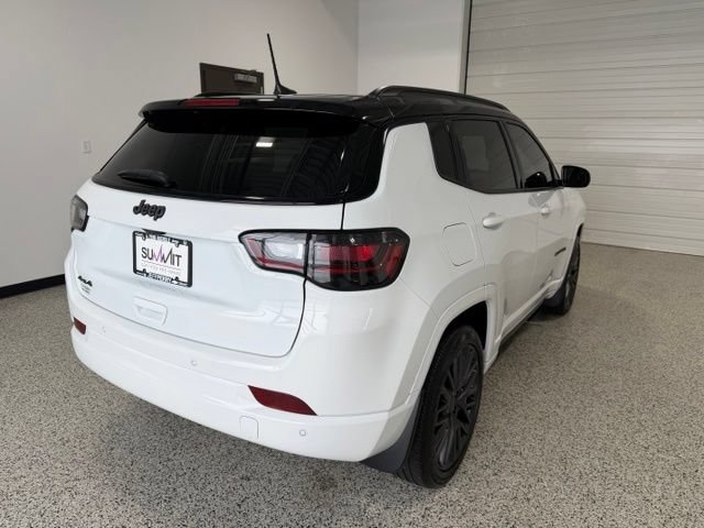 Used 2024 Jeep Compass Limited w/ High Altitude Package AWD/4WD image 3