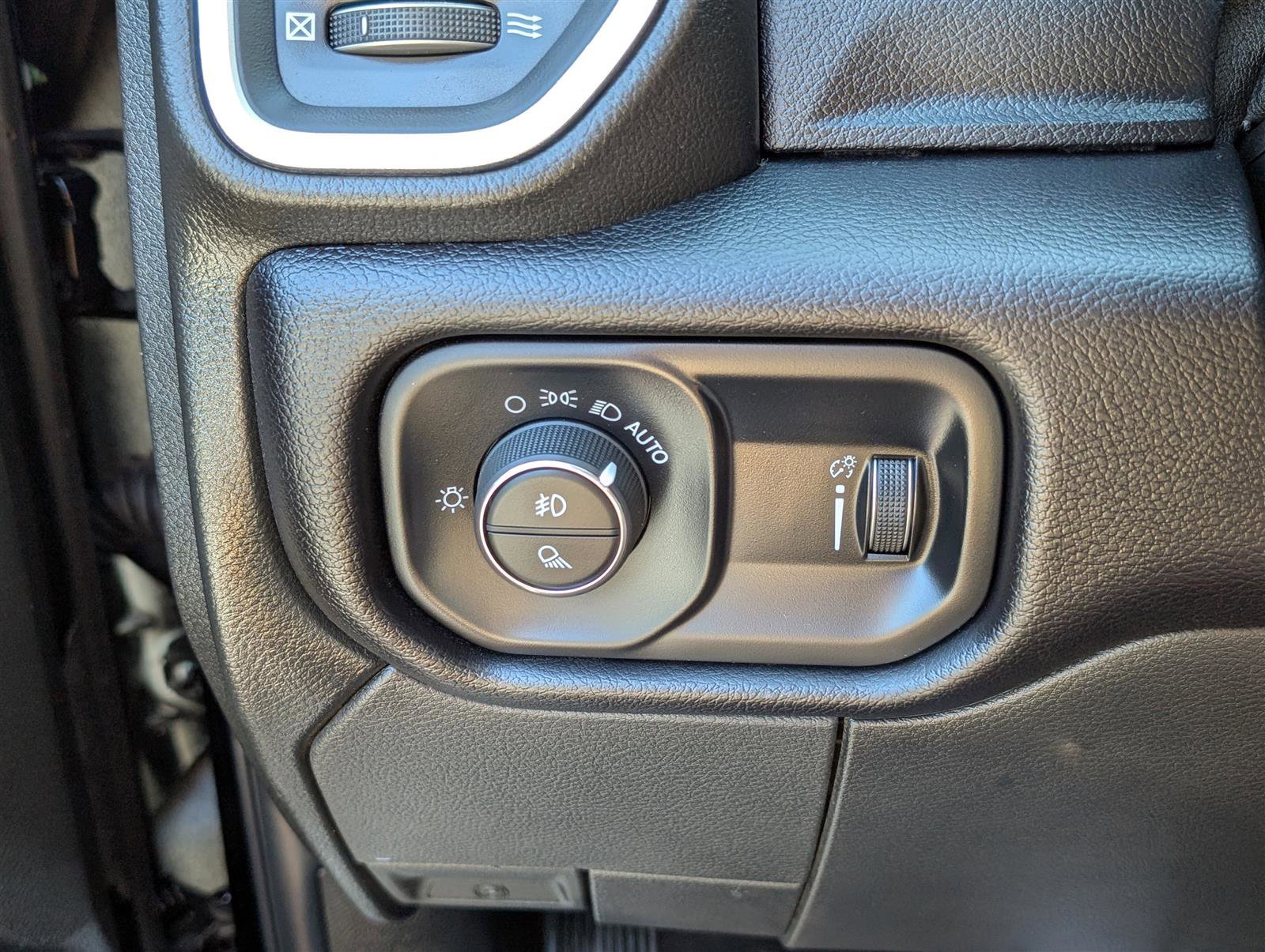 Used 2024 RAM 2500 Big Horn image 20