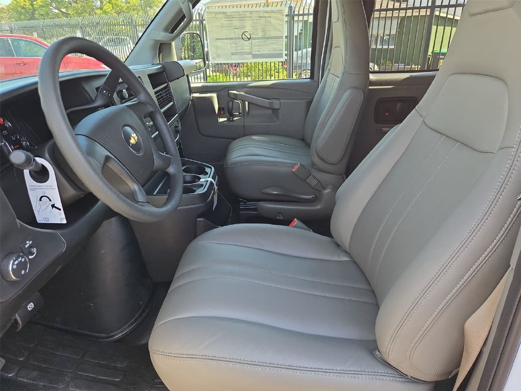 New 2026 Chevrolet Express 2500 LS RWD image 9