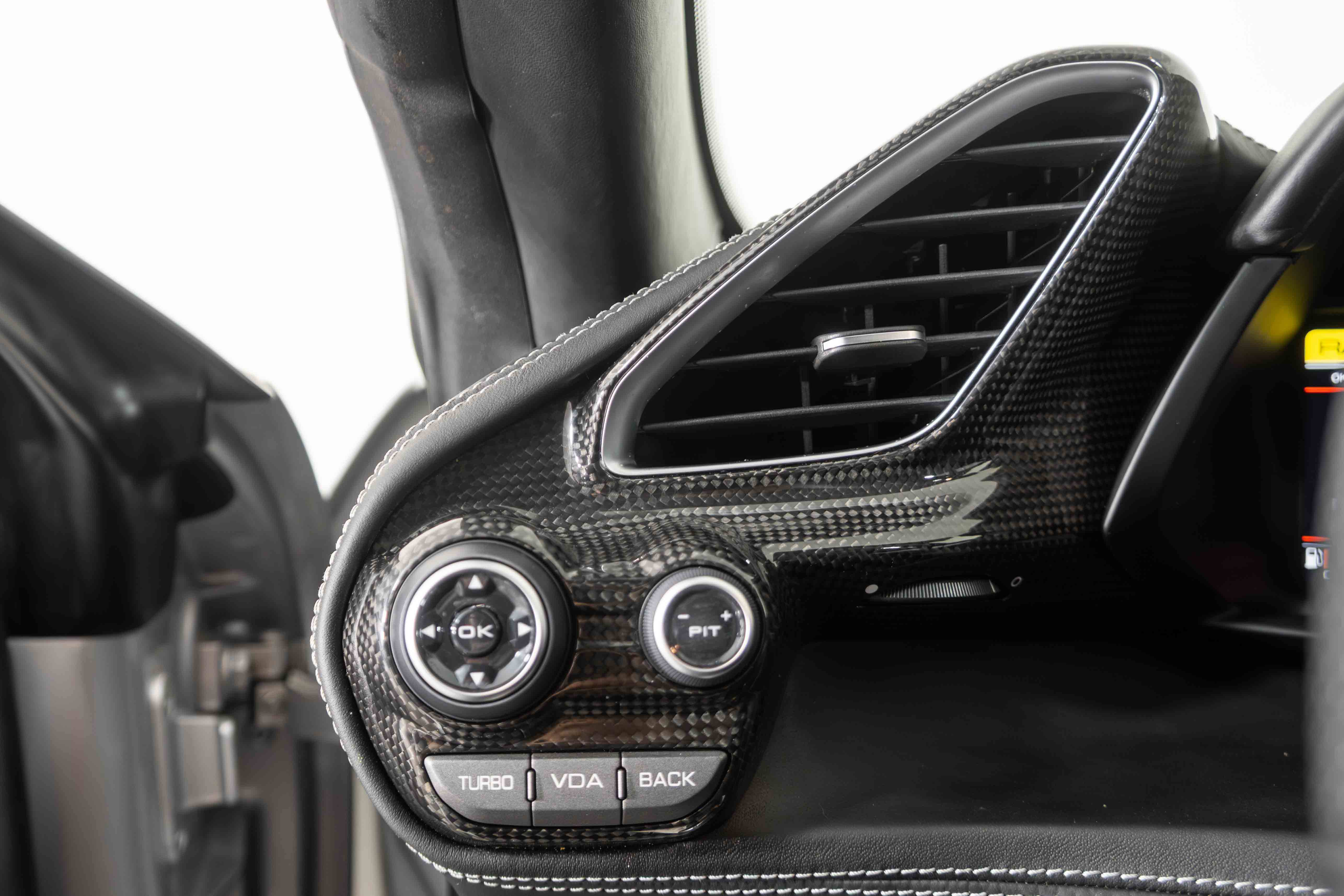 Used 2016 Ferrari 488 Spider image 32