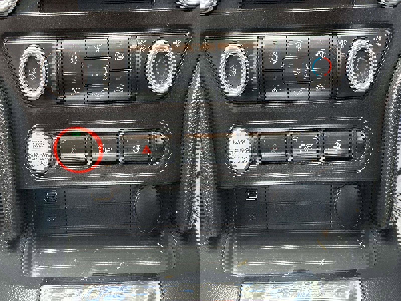 Used 2015 Ford Mustang Coupe image 21