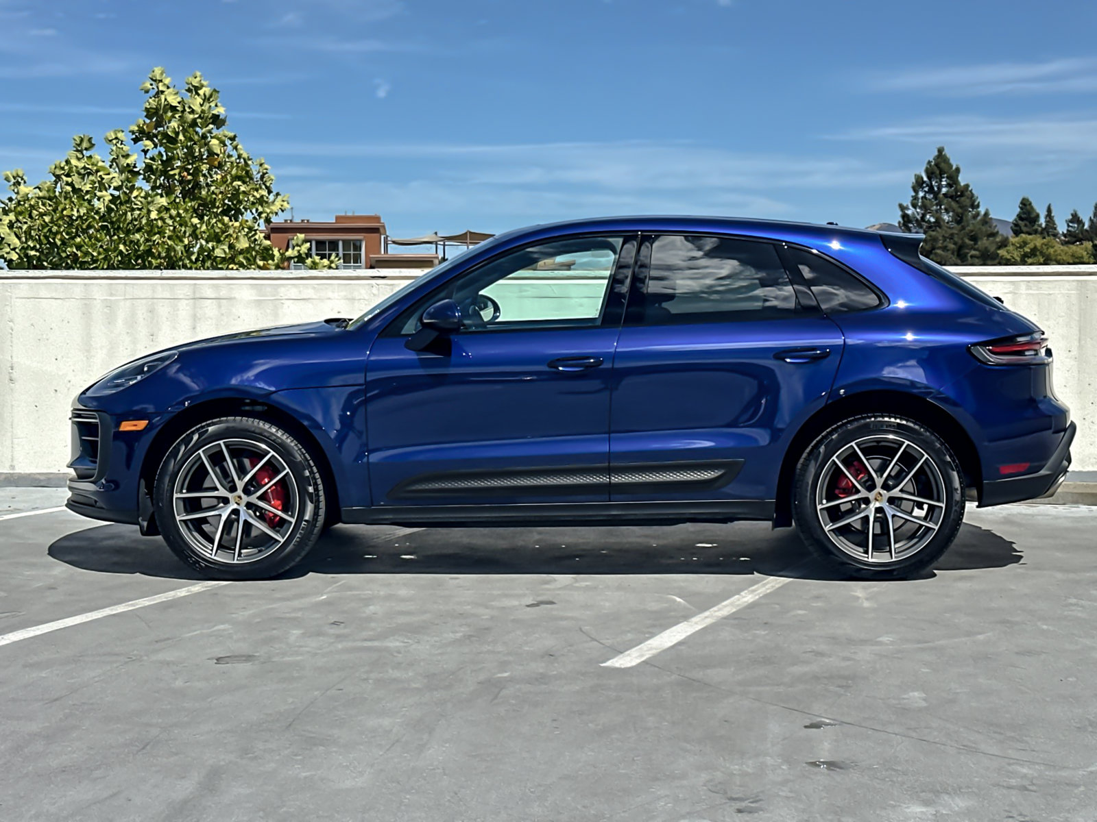 Used 2024 Porsche Macan S AWD/4WD image 3