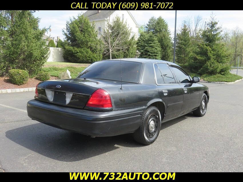 Used 2005 Ford Crown Victoria Police Interceptor RWD image 12