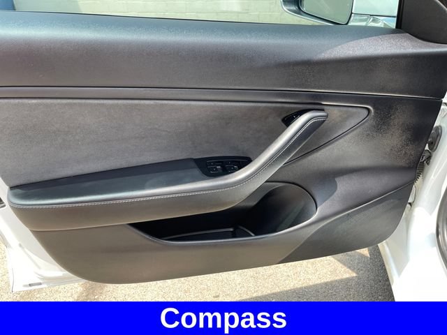 Used 2019 Tesla Model 3 Mid Range RWD image 10