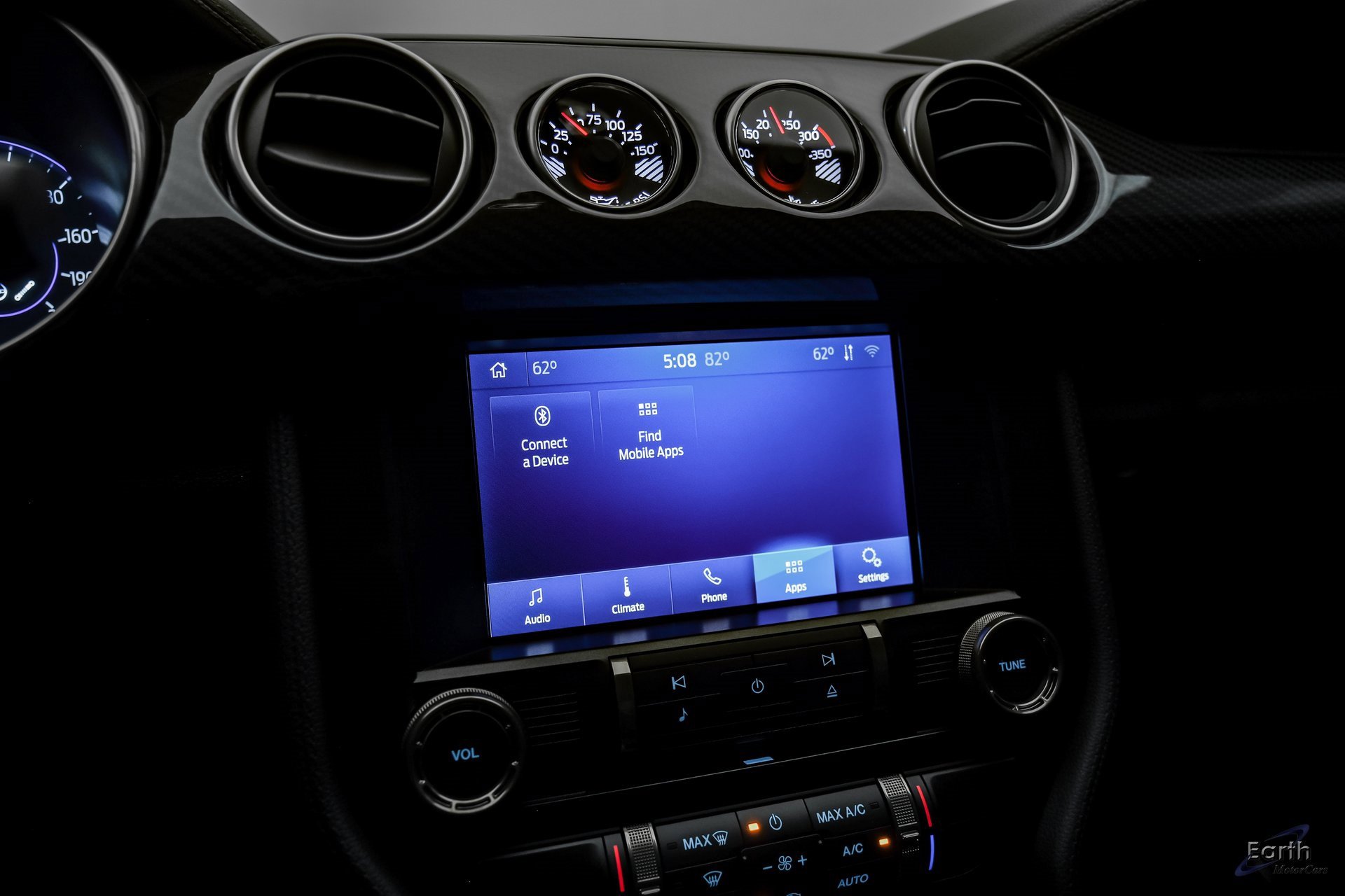 Used 2020 Ford Mustang Shelby GT500 w/ Carbon Fiber Track Pack image 53