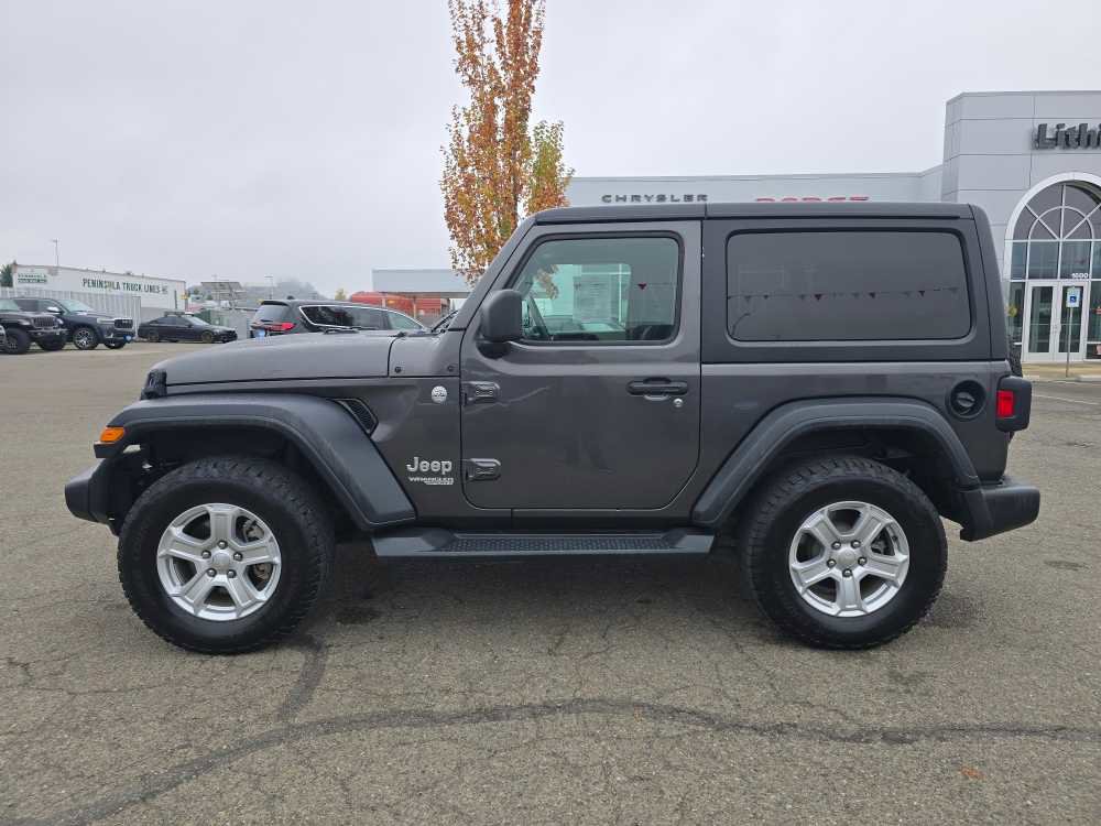 Used 2019 Jeep Wrangler Sport S image 2