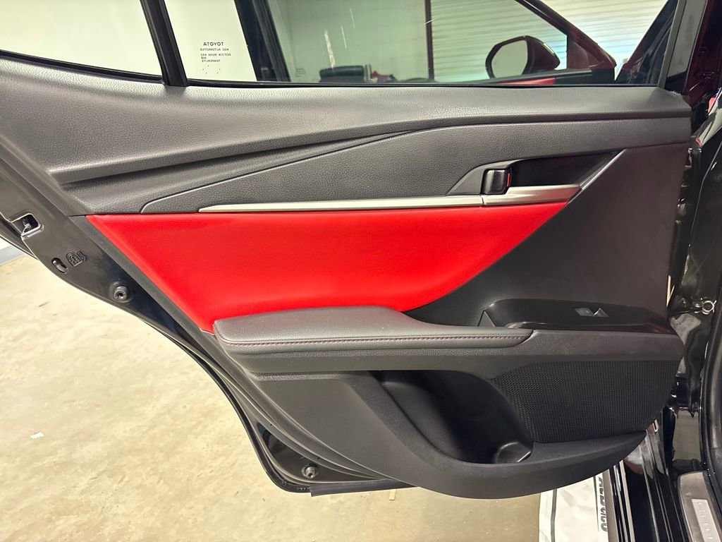 Used 2025 Toyota Camry XSE image 33