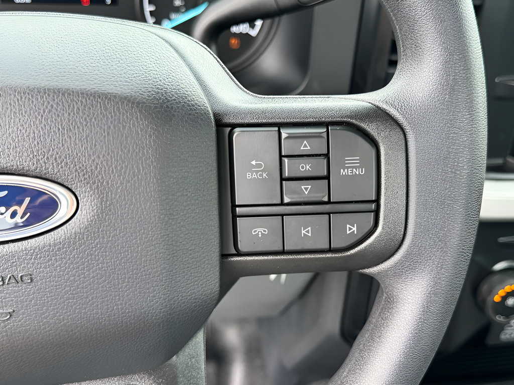 New 2025 Ford F250 XL RWD image 17