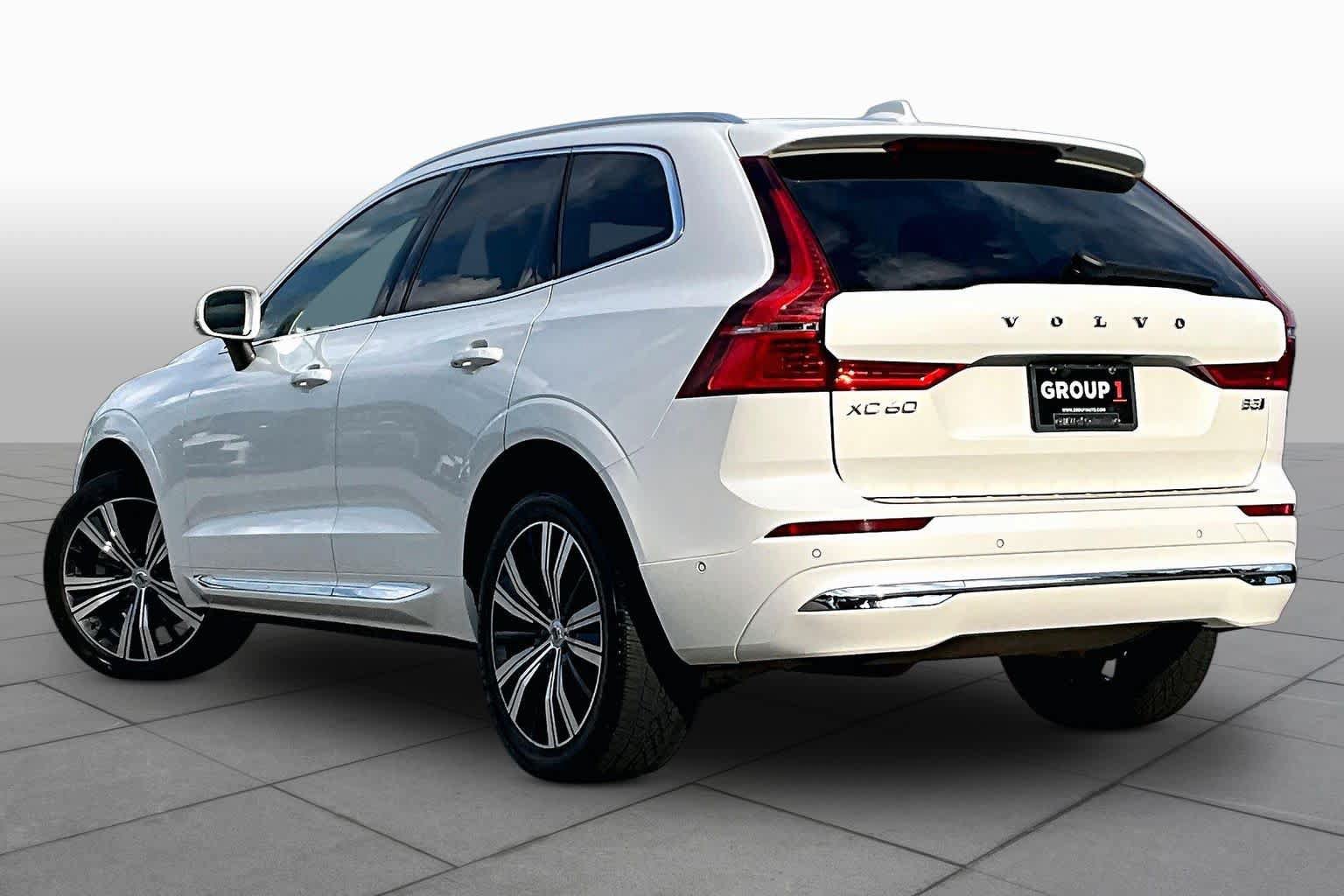 Used 2023 Volvo XC60 B5 Plus w/ Climate Package AWD/4WD image 11
