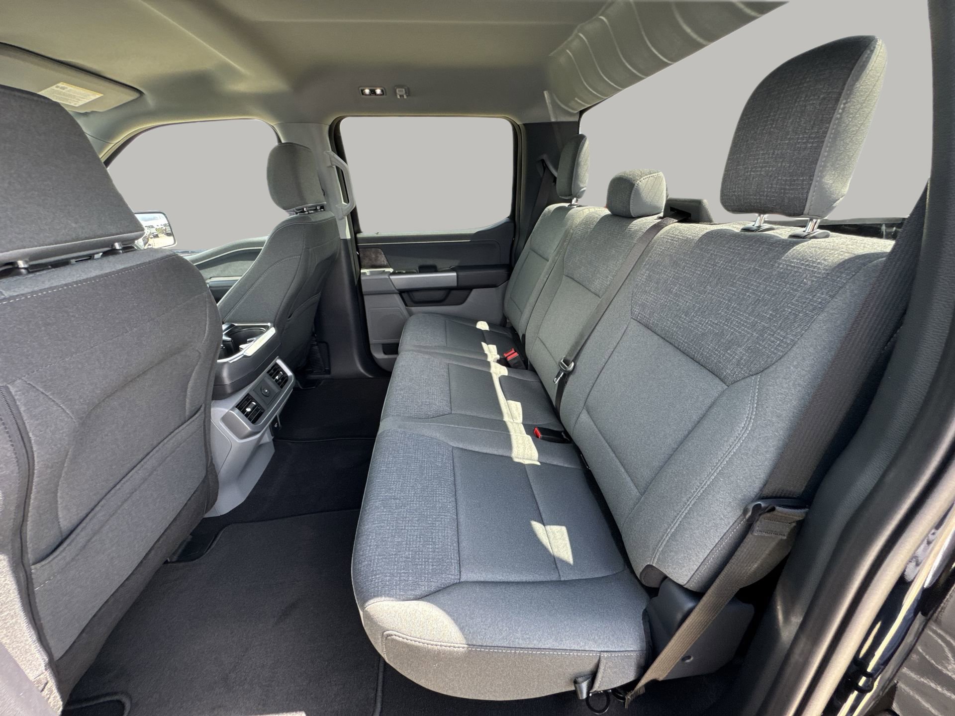 Used 2025 Ford F150 Lightning XLT image 46