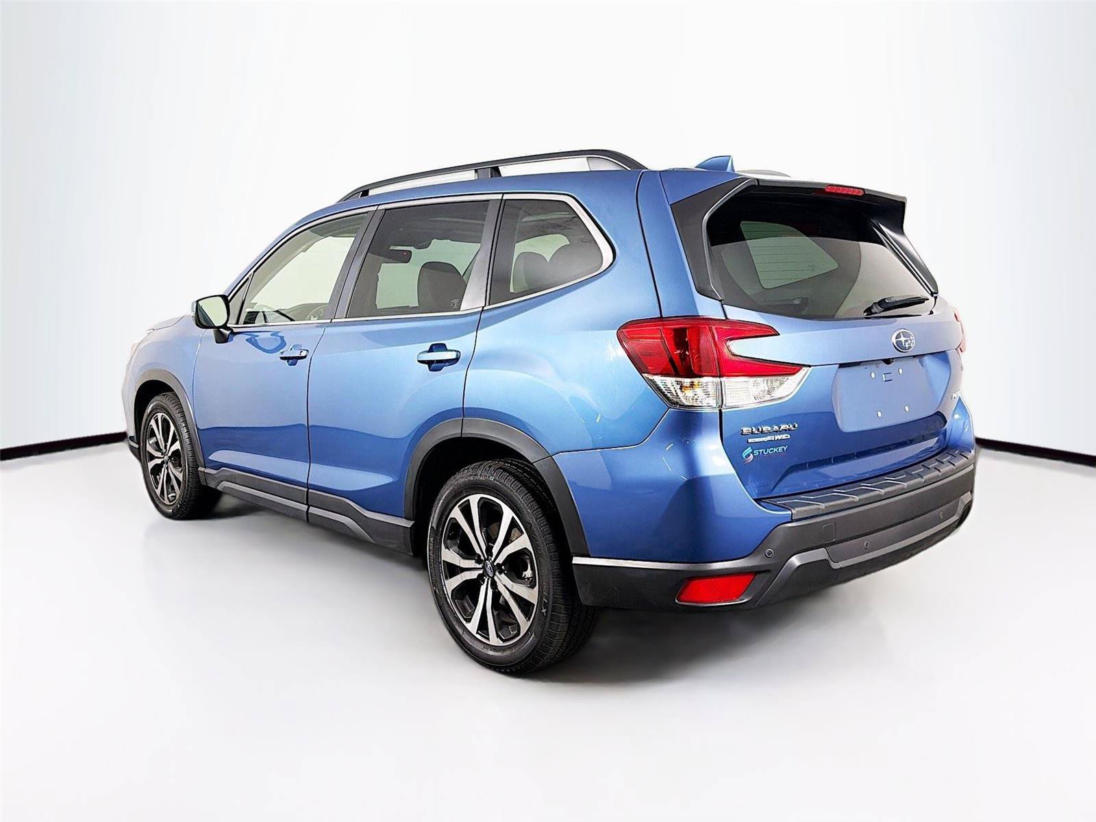 Used 2021 Subaru Forester Limited w/ Popular Package #3 AWD/4WD image 9