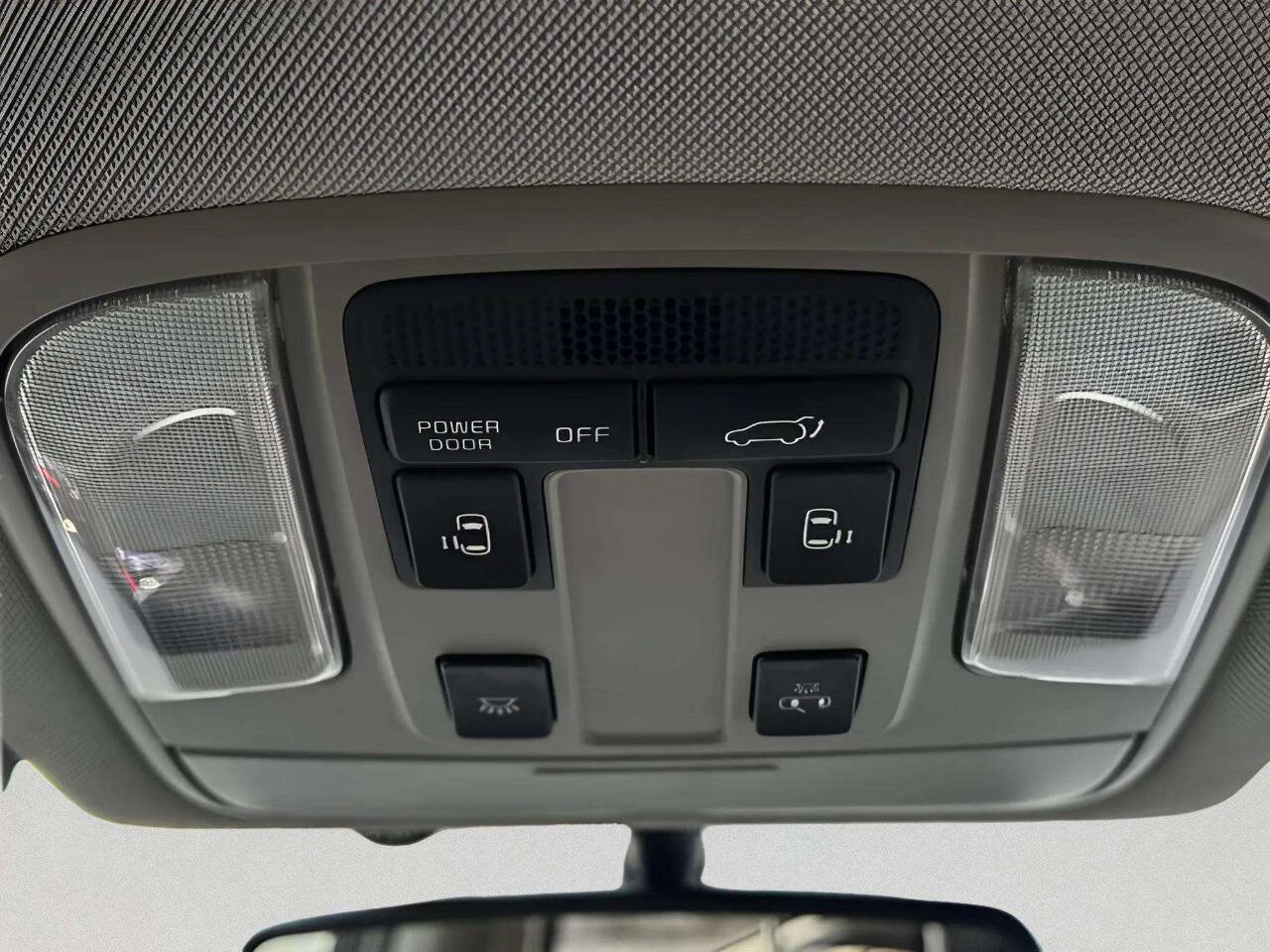 Used 2016 Kia Sedona EX image 21