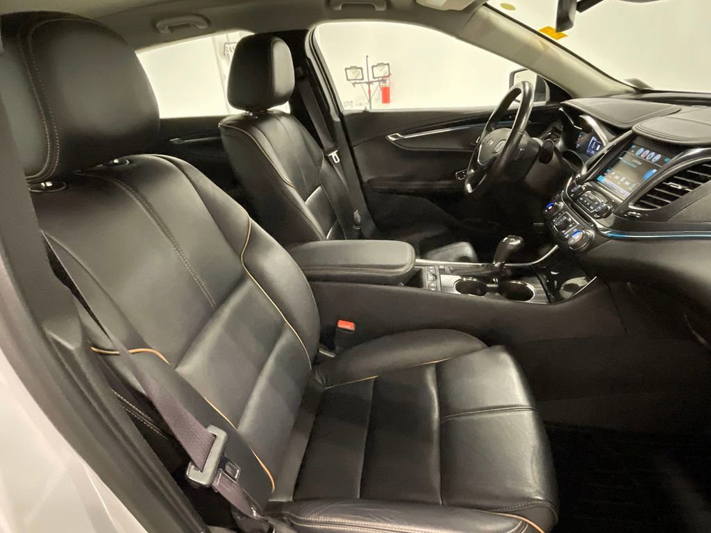Used 2017 Chevrolet Impala Premier w/ Enhanced Convenience Package image 25