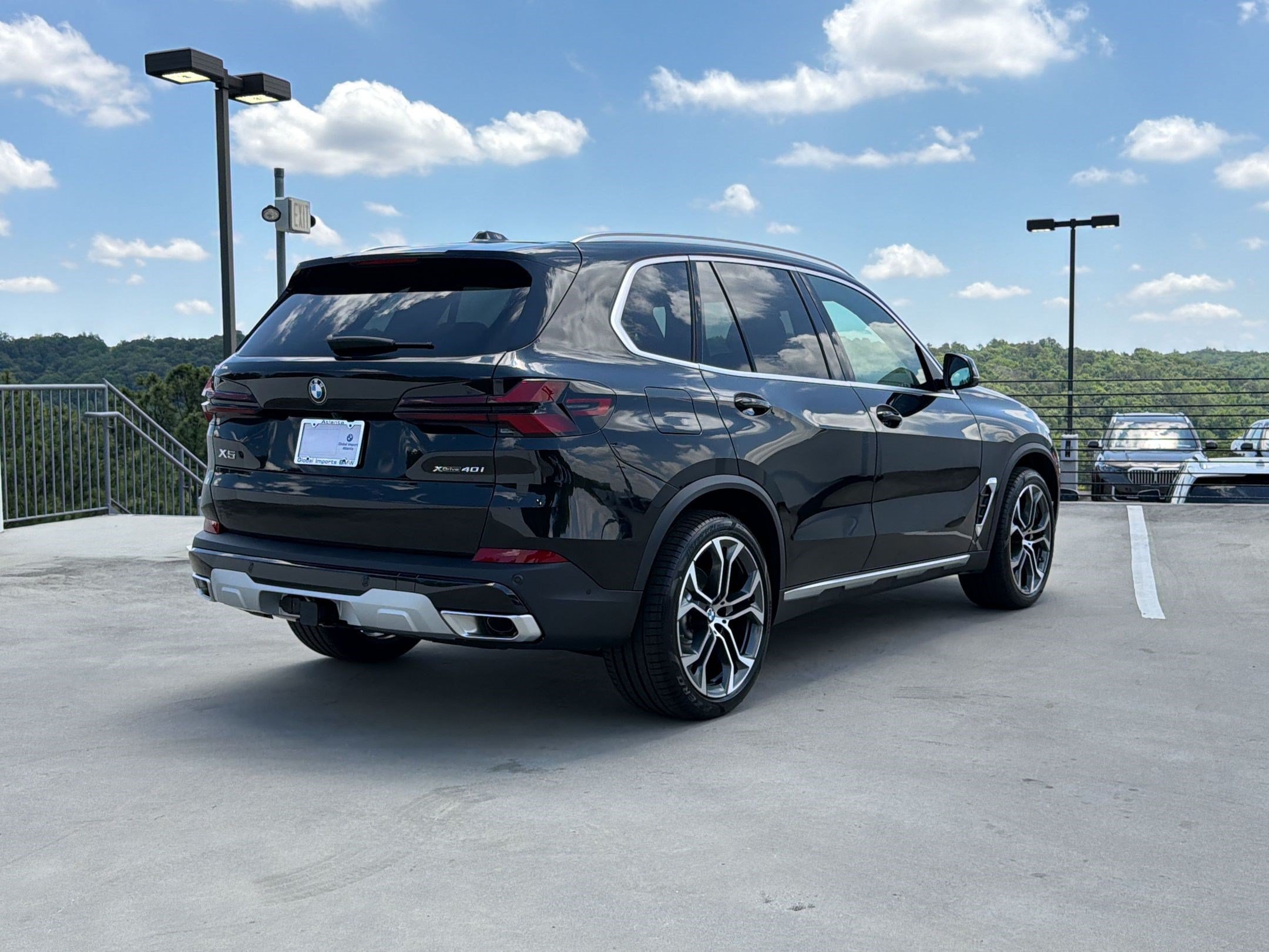 New 2026 BMW X5 xDrive40i w/ Climate Comfort Package AWD/4WD image 8