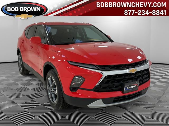 Used 2025 Chevrolet Blazer LT image 1