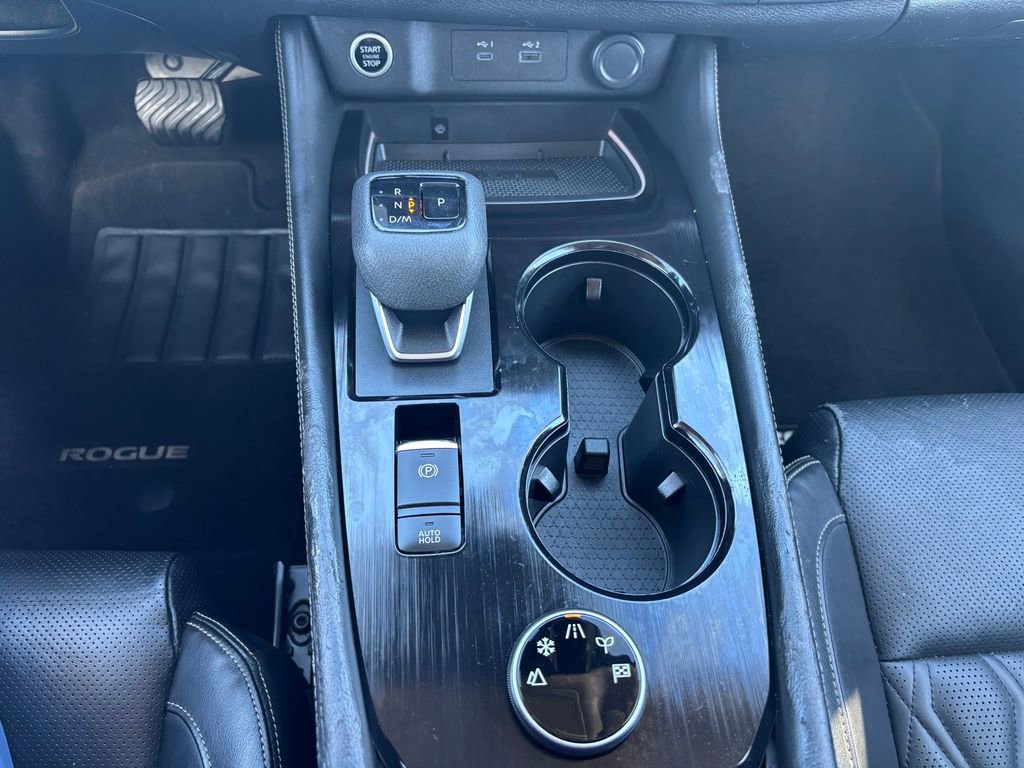 Used 2021 Nissan Rogue Platinum image 15