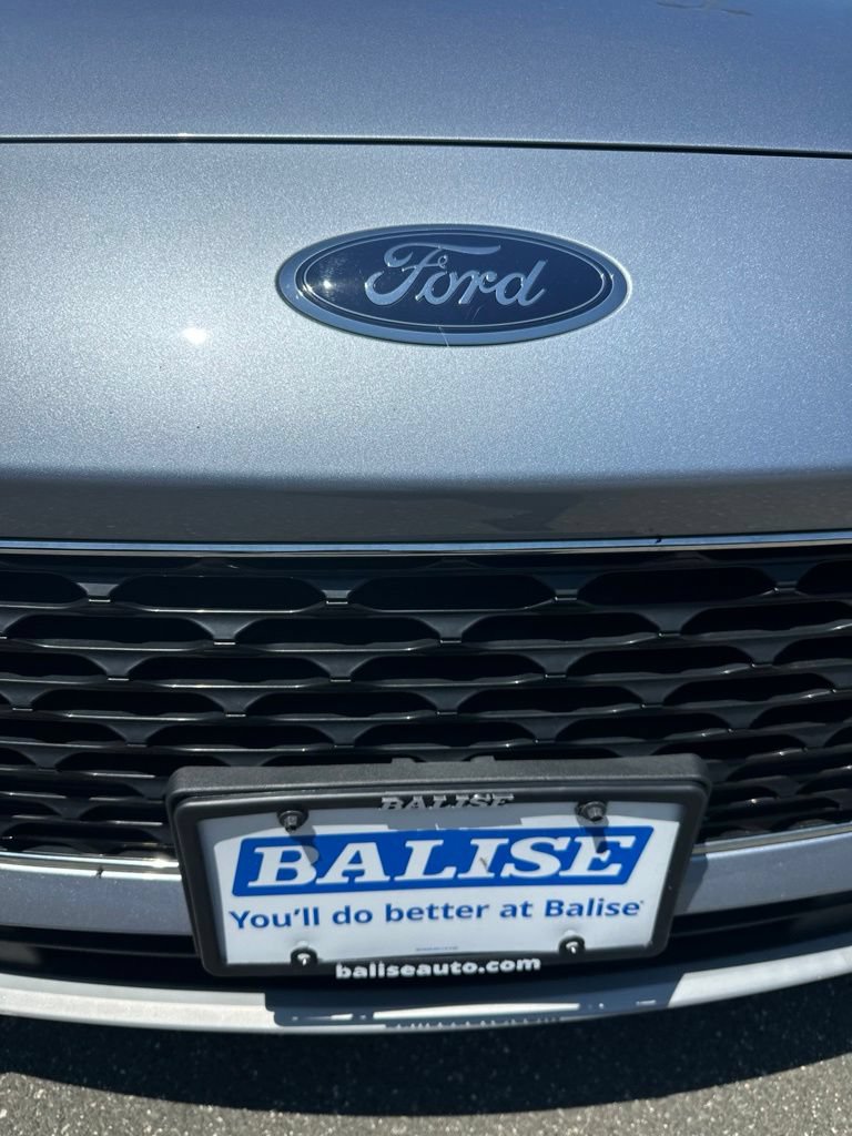 Used 2022 Ford Escape SE w/ Cold Weather Package AWD/4WD image 10