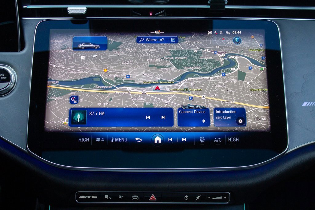 Used 2025 Mercedes-Benz E 53 AMG e 4MATIC Sedan w/ Driver Assistance Package image 17