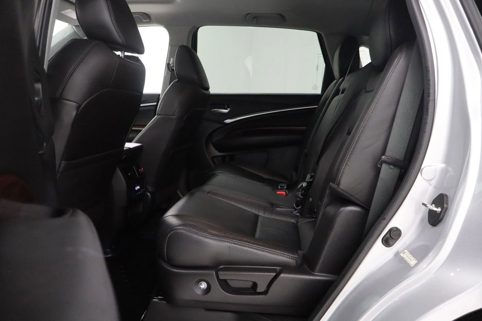 Used 2015 Acura MDX SH-AWD w/ Technology Package image 16