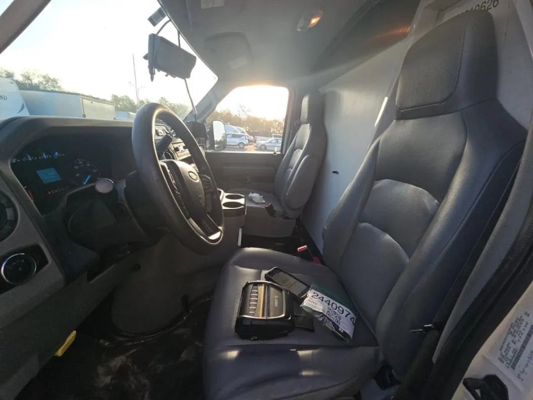 Used 2024 Ford E-350 and Econoline 350 Super Duty w/ Power Windows & Locks Group RWD image 6